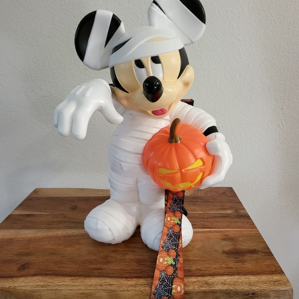 Mickey Mouse Mummy